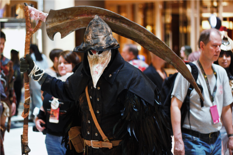 Illustration for article titled Dragon Con Day 1: Cosplayers Create a World Full of Terror and Wonder